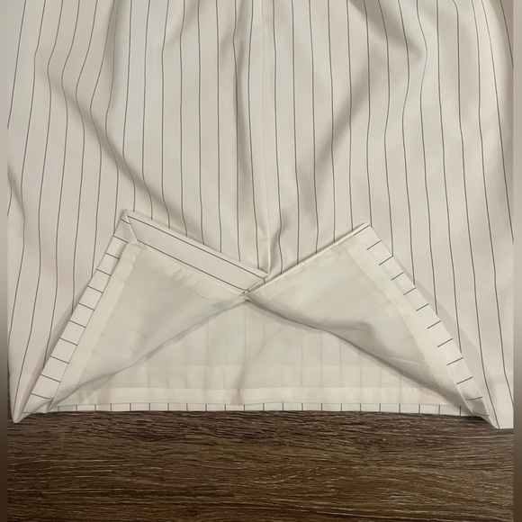 Express | Editor High Waisted Pinstripe Pencil Skirt in White w/ Black Stripes 8 - Picture 5 of 6
